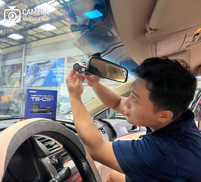 ThanhAn Autocare lắp đặt camera hành trình vietmap ts c9p